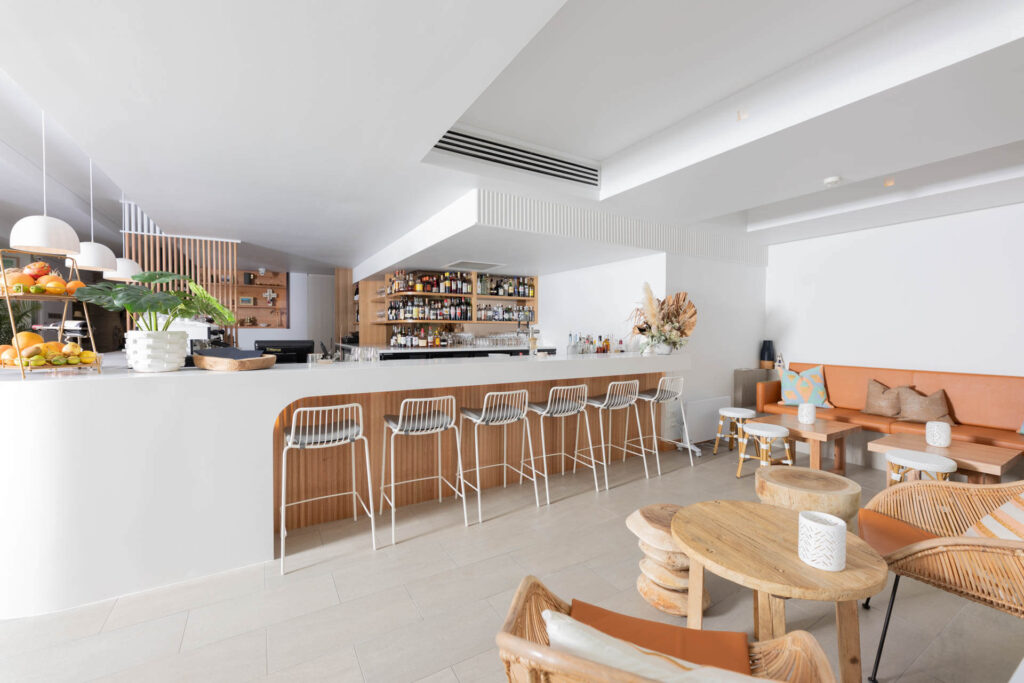 Seasons-Restaurant_4